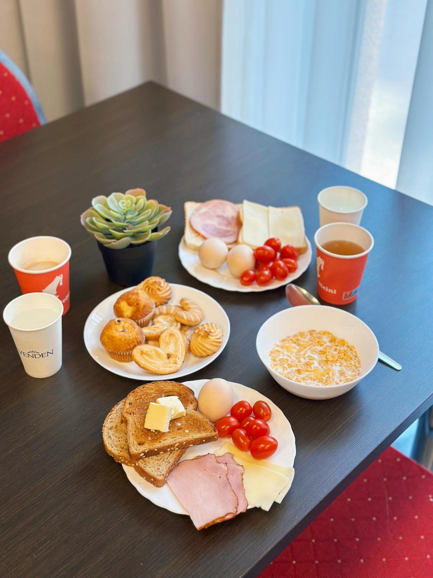 Bella Riga Hotel With Self-Check In Ngoại thất bức ảnh